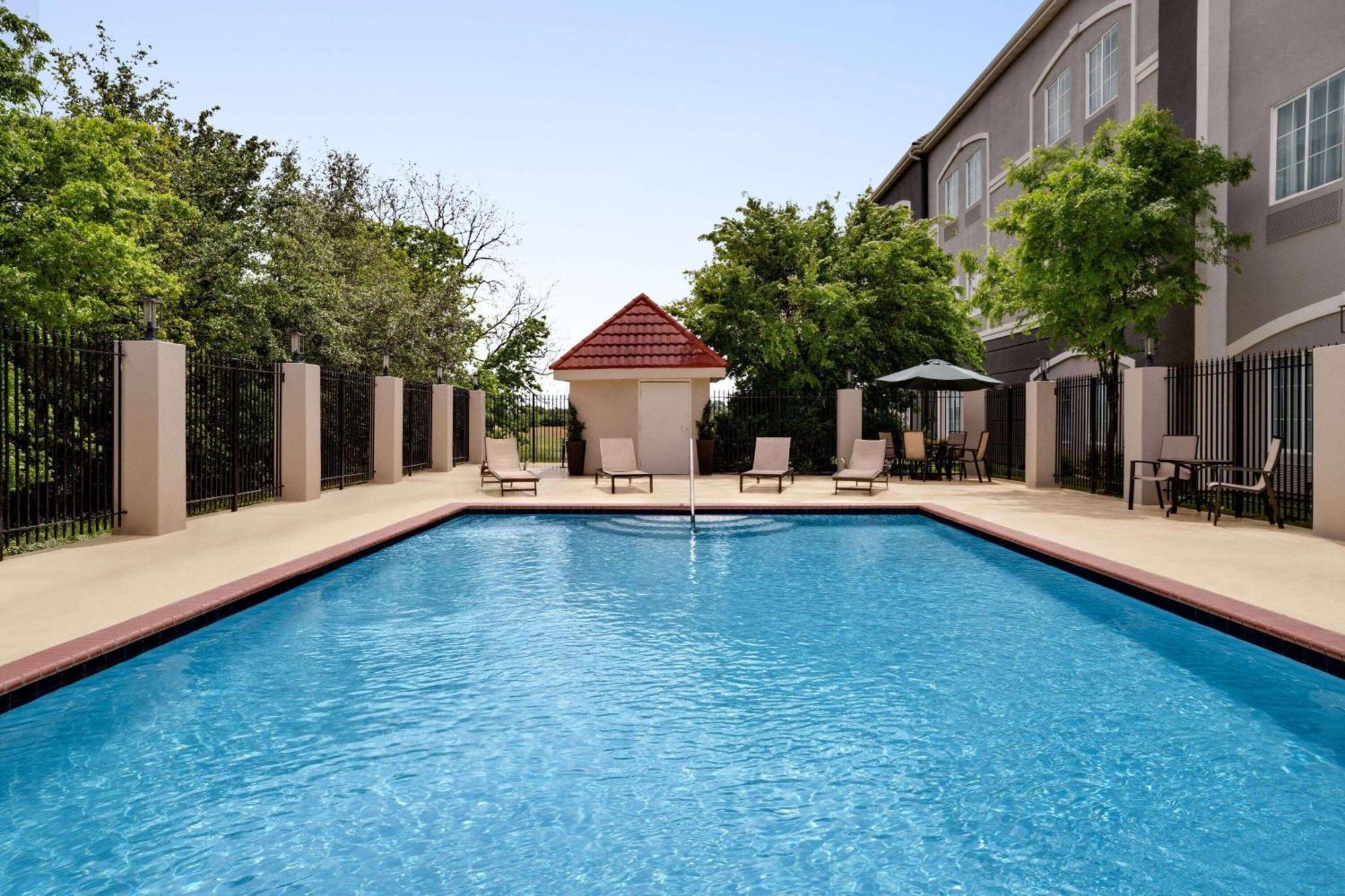 La Quinta By Wyndham Stephenville Eksteriør billede